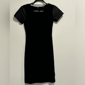 Black fitted short sleeve THEORY dress.